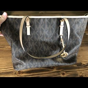 Michael Kors signature Medium Jet set tote bag